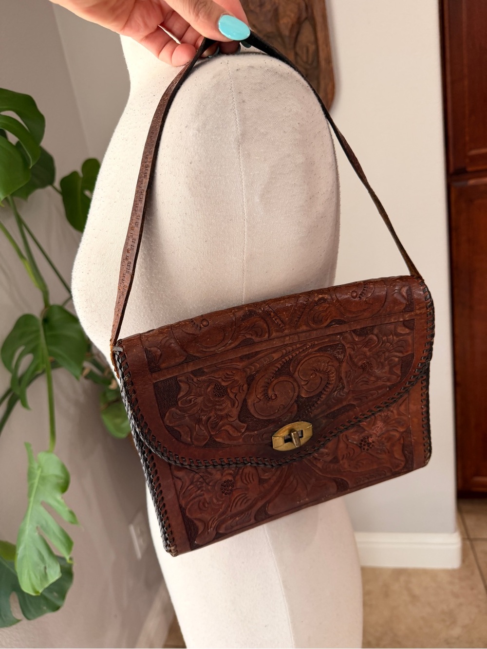 Vintage Tooled Leather Shoulder Bag Floral Hand Tooled Western Purse Brown